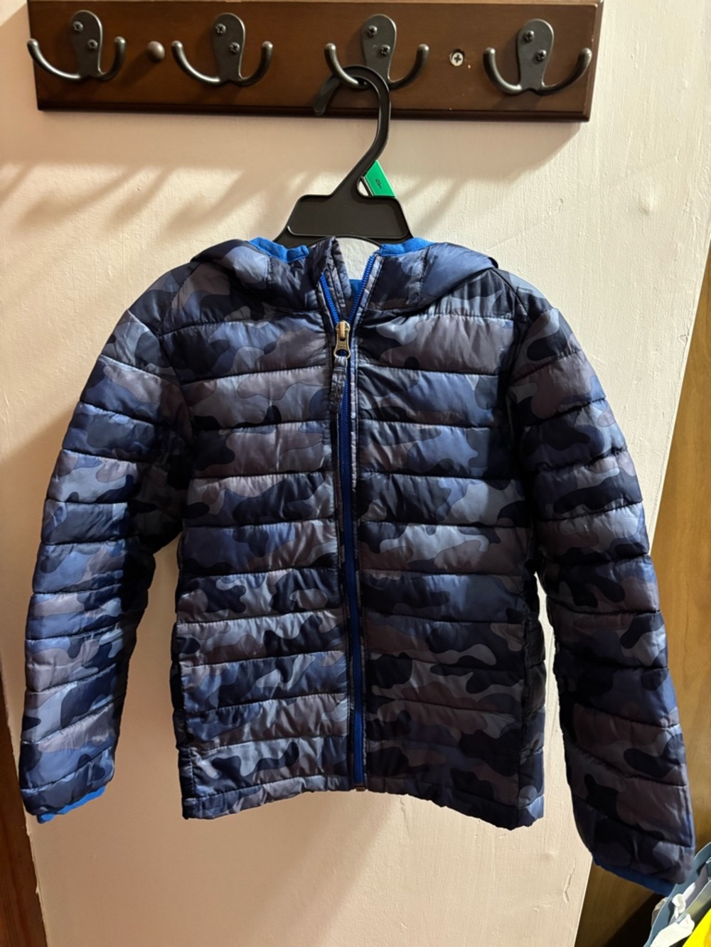 Kids XS Blue Camo Puffer down Jacket with Hood